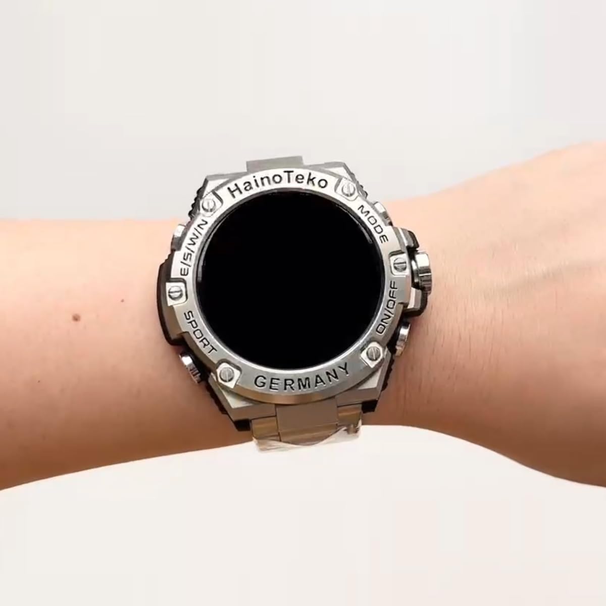 Haino Teko RW 39 Smart Watch/ Haino Teko RW39 Smart Watch – AMOLED Display, Bluetooth Calling & Wireless Charging, Multicolor.